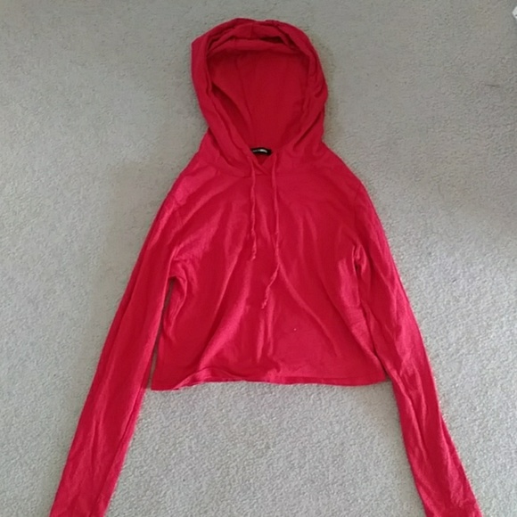 Fashionova cropped red long sleeve - Picture 2 of 4